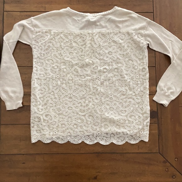 Womens/Juniors lace sweater size M - Picture 2 of 2